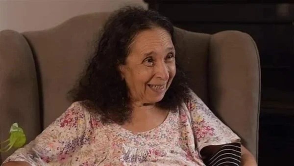 الناقدة سهام عبد السلام