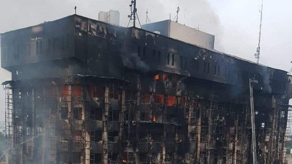  حريق مبنى مديرية أمن الإسماعيلية 