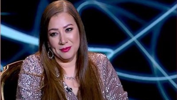 الفنانة انتصار 