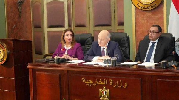 الخارجية تعقد جلسة إحاطة لسفراء وممثلي سفارات الدول الأجنبية فى مصر