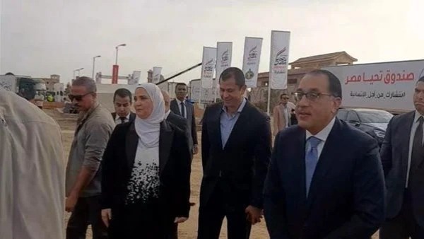 رئيس الوزراء خلال إطلاق قافلة «صندوق تحيا مصر»
