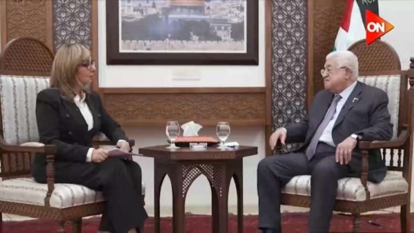 الرئيس الفلسطيني في أول حوار مع لميس الحديدى