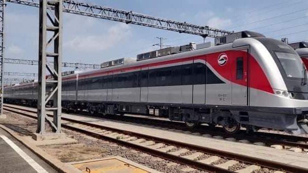  القطار الكهربائي الخفيف LRT