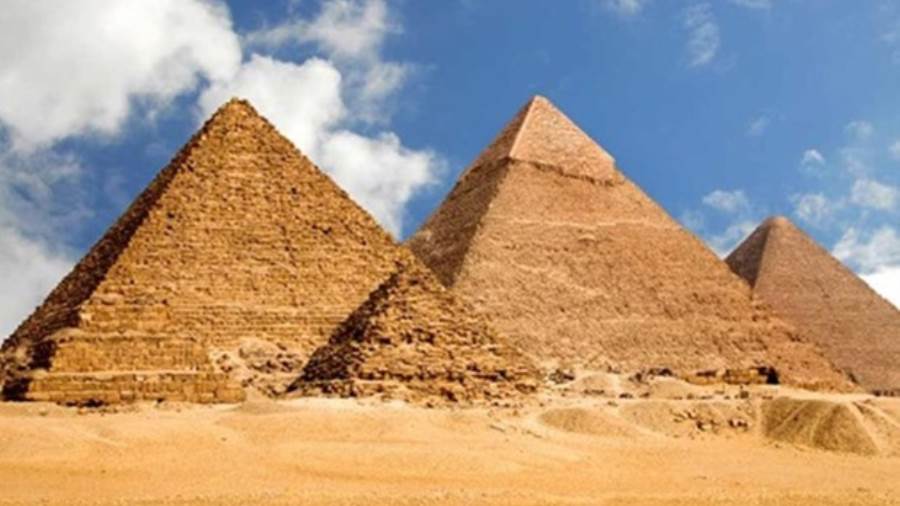الأهرامات