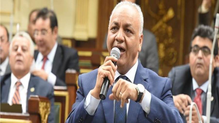 مصطفي بكري 
