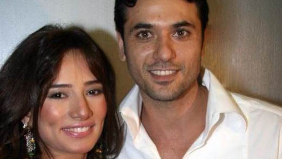 أحمد عز وزينة