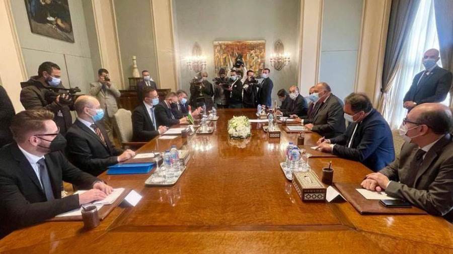 جانب من جلسة المباحثات بين وزيرا خارجية مصر والمجر
