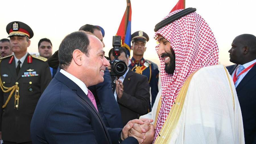 الرئيس عبد الفتاح السيسي مع ولي العهد السعودي الأمير محمد بن