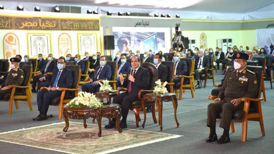 الرئيس عبد الفتاح السيسي يفتتح مجمع الإصدارات المؤمنة
