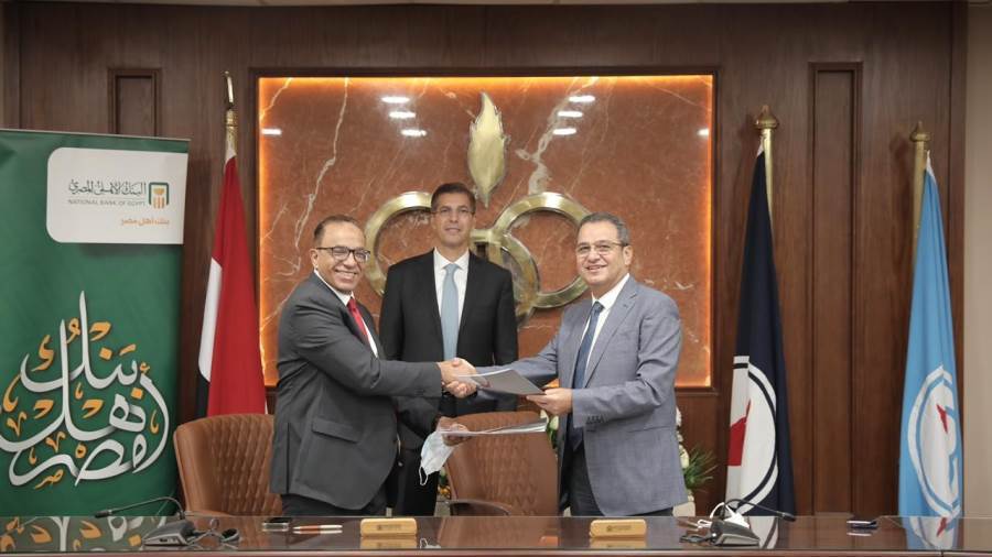 جانب من توقيع الاتفاق بين البنك الأهلى المصرى والتعاون للبتر