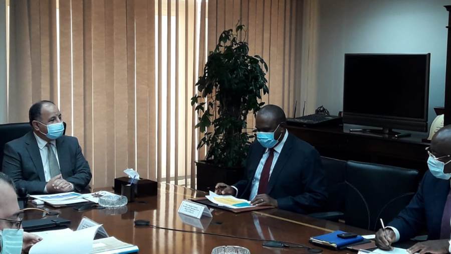 وزير المالية خلال لقائه مع رئيس البنك الأفريقي للتصدير والاس