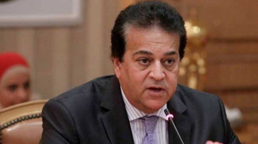 خالد عبد الغفار وزير الصحة والسكان 