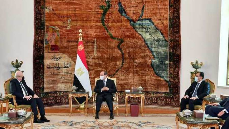الرئيس السيسي يستقبل رئيس الوزراء اللبناني