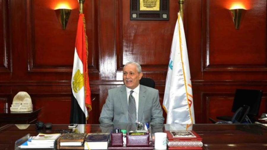 المستشار مصطفى ألهم محافظ الأقصر