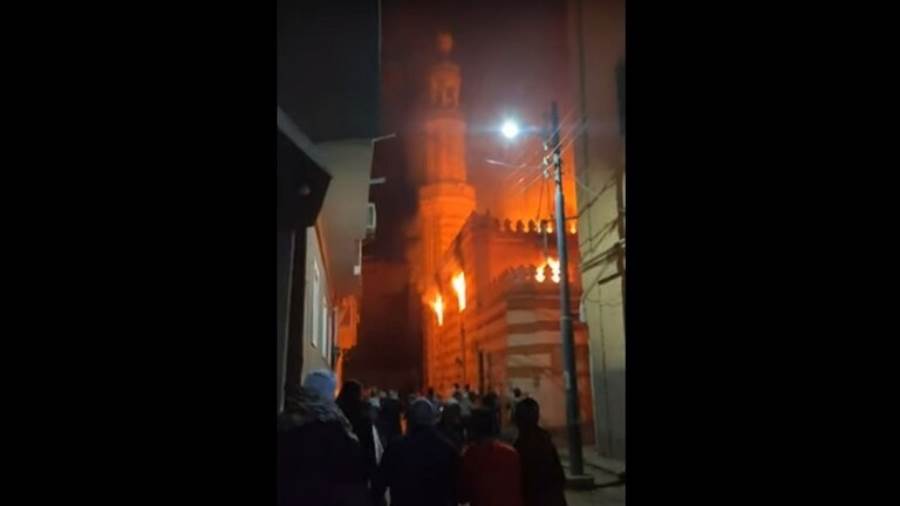 حريق مسجد الشيخ علم الدين الرباط بمدينة منفلوط
