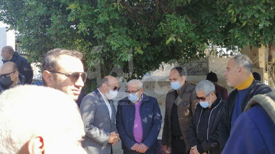 محافظ بورسعيد يشارك في جنازة والد محمد زيدان