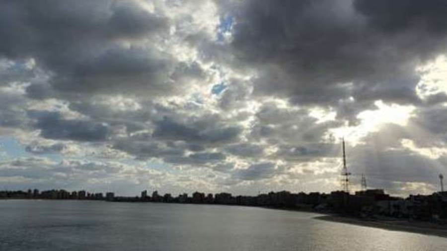 سحب ممطرة وبرودة شديدة على كافة أنحاء الجمهورية