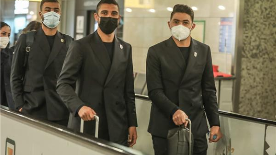 بعثة الأهلي تغادر القاهرة إلى الإمارات