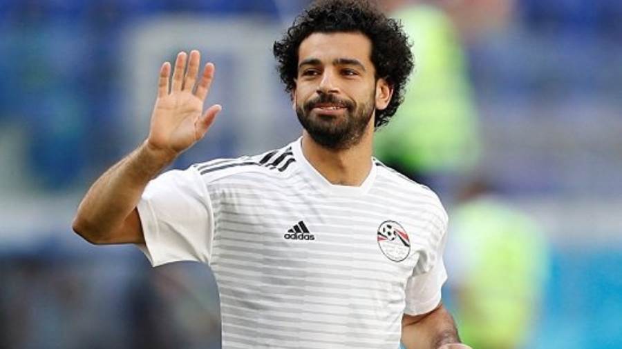 محمد صلاح لاعب المنتخب المصري