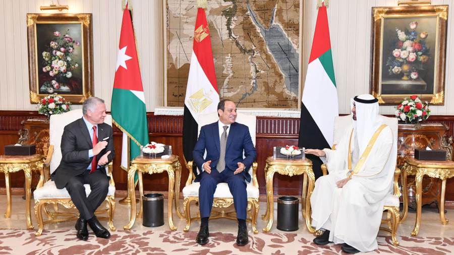الرئيس السيسي وملك الأردن وولى عهد أبو ظبي