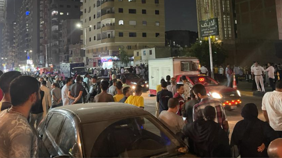 لمئات فى انتظار وصول جثامين ضحايا حريق كنيسة أبو سيفين