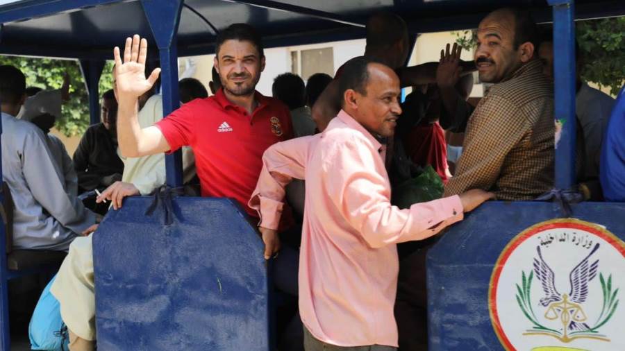 إخلاء سبيل 50 شخصا ضمن قوائم العفو الرئاسي