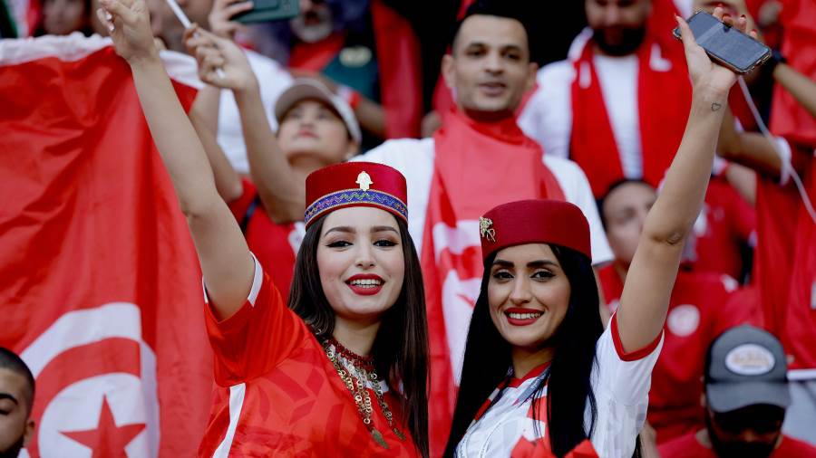 مشجعات تونس