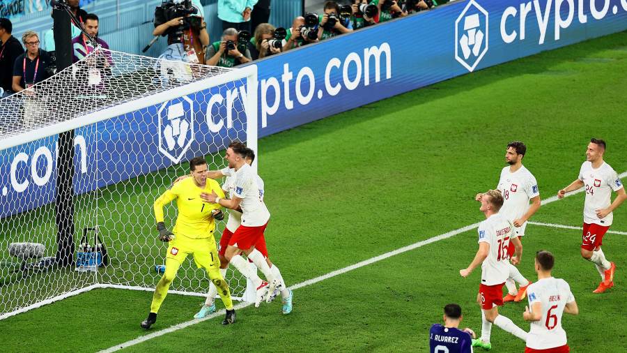 مباراة بولندا والأرجنتين