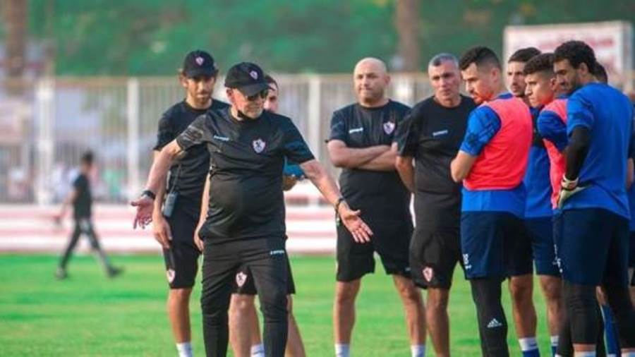 اسامة نبيه في مران الزمالك