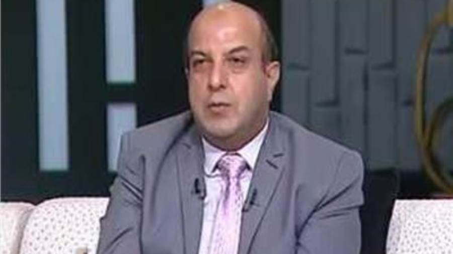 عبد المنعم خليل رئيس قطاع التجارة الداخلية بوزارة التموين- ص