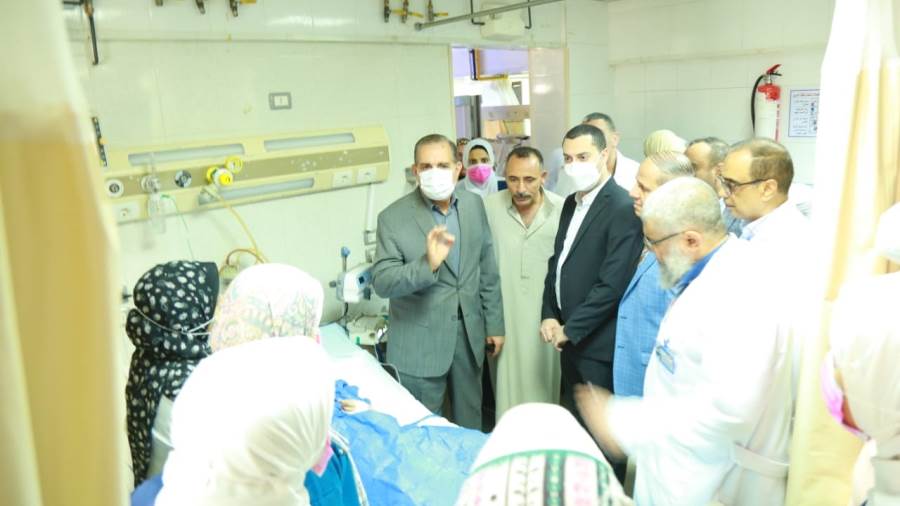 محافظ كفر الشيخ يوجه بتقديم الخدمات الطبية للمصابين