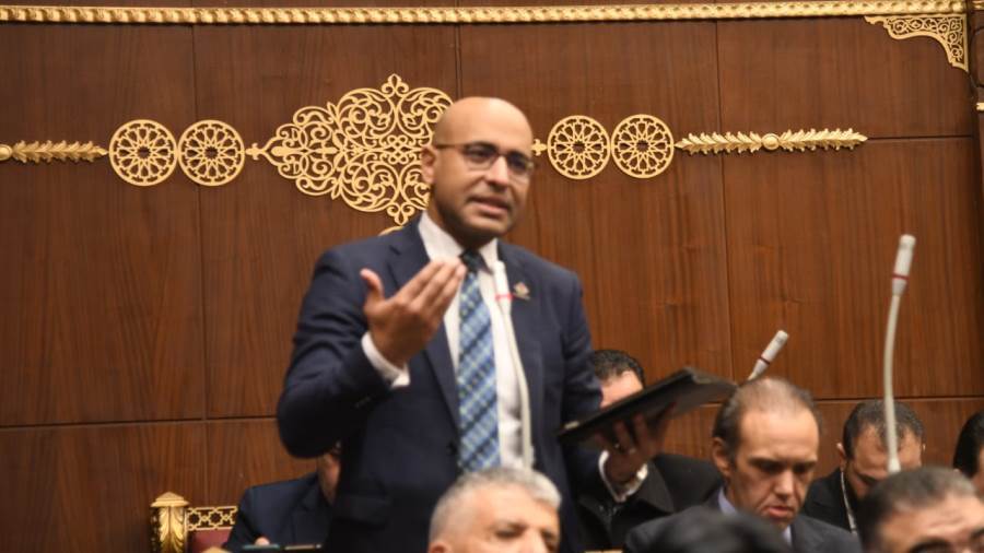 النائب علاء مصطفى عضو مجلس الشيوخ