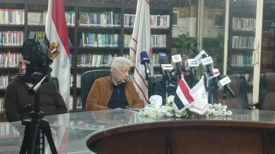 مرتضى منصور في المؤتمر الصحفي بالزمالك