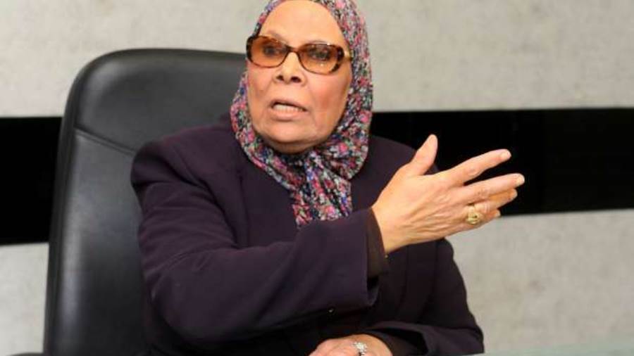 الدكتورة آمنة نصير أستاذ العقيدة والفلسفة بجامعة الأزهر