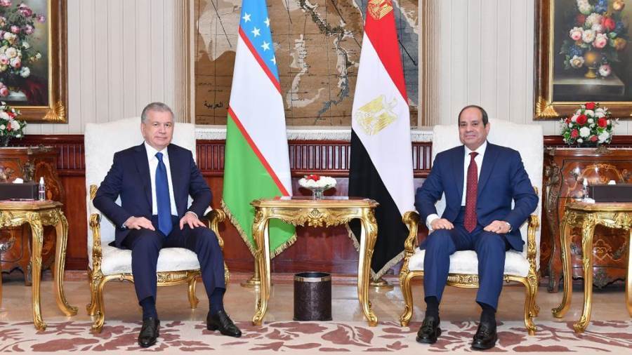 الرئيس السيسي مع نظيره الأوزبكستاني شوكت مرضيائيف