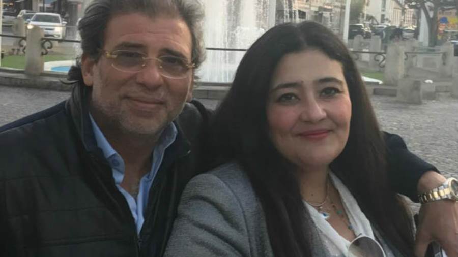 خالد يوسف وزوجته