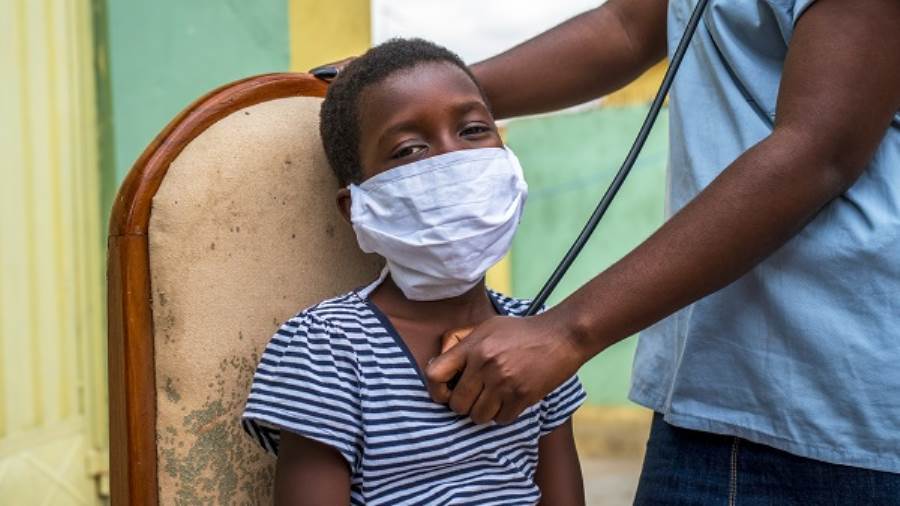 صورة أرشيفية لإصابة طفل بمرض الكوليرا بموزمبيق