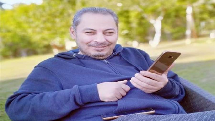 الشاعر أيمن الطويل