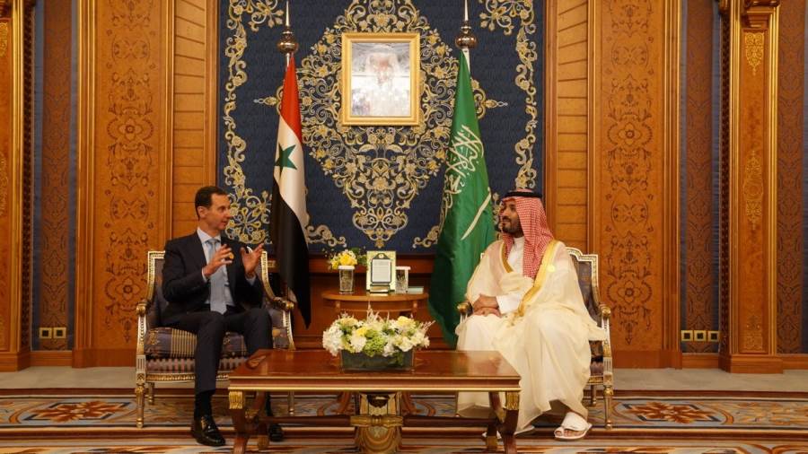 ولي العهد السعودي يلتقي بشار الأسد ويجريان محادثات ثنائية