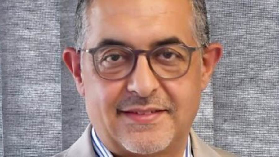 المهندس حسام هيبة رئيس الهيئة العامة للاستثمار والمناطق الحر