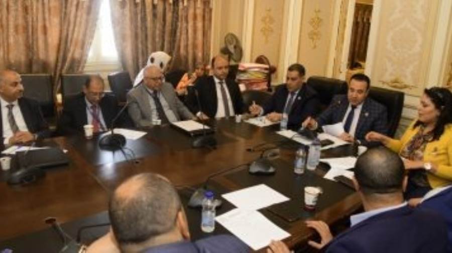 اتصالات النواب توافق على موازنة البريد المصرى.. ورئيس الهيئة