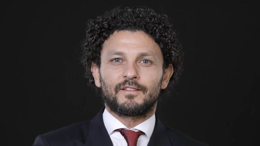 حسام غالي عضو مجلس إداراة النادي الأهلي