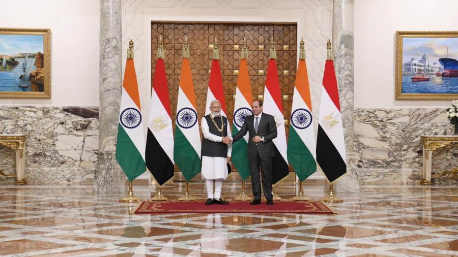 الرئيس السيسى يقلد رئيس وزراء الهند قلادة النيل أرفع الأوسمة