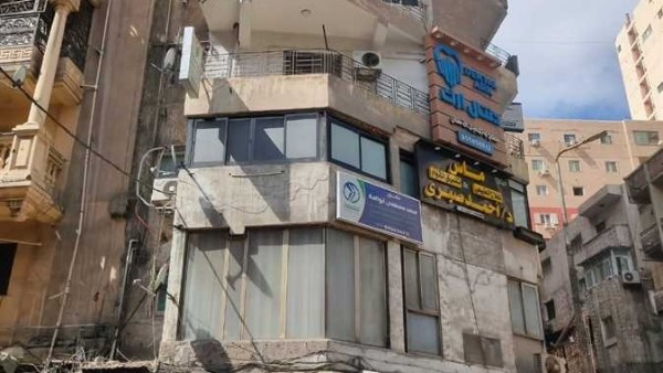 انهيار شُرفة عقار في منطقة فلمنج بالإسكندرية 
