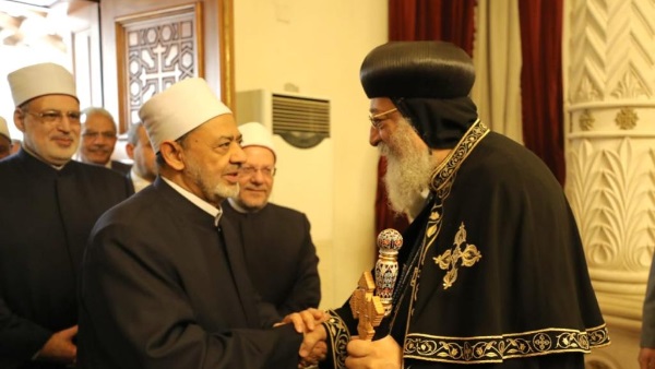 الإمام الأكبر يزور البابا تواضروس