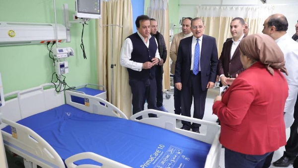 وزير الصحة يتفقد مستشفى مركز أورام كفر الشيخ