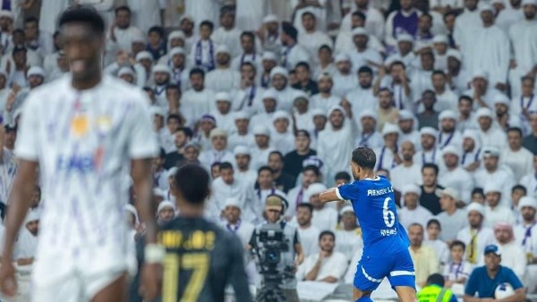 العين والهلال