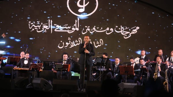 تامر عاشور 