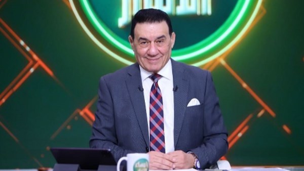 مدحت شلبي