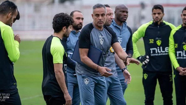  جوميز مع لاعبي الزمالك